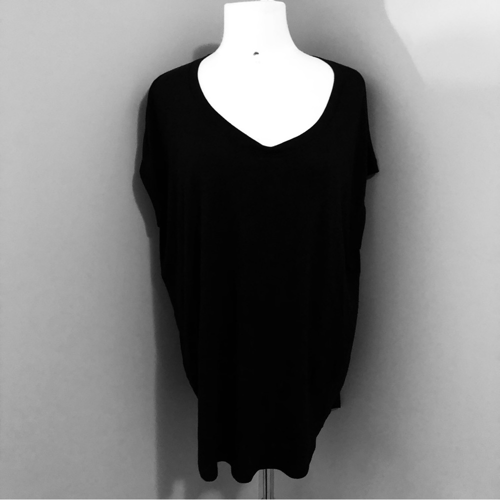 Athleta Black Sleeveless Tee XL